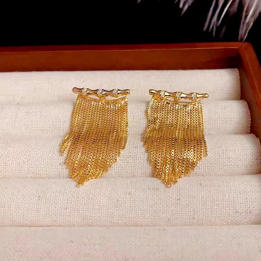Pendientes colgantes de bambú chapados en oro de 14 quilates